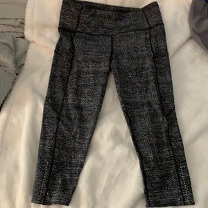 Lulu lemon crop leggings